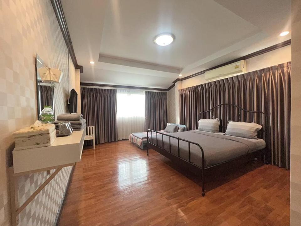 24 Hostel Donmuang Bangkok Esterno foto