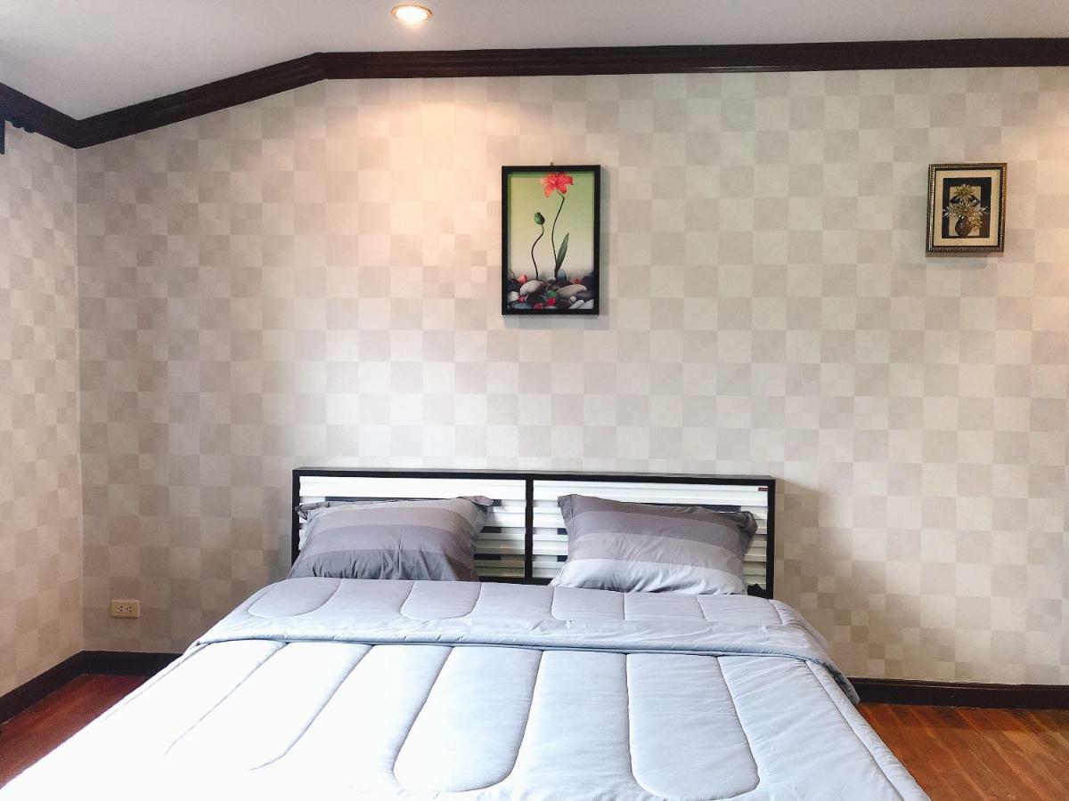 24 Hostel Donmuang Bangkok Esterno foto