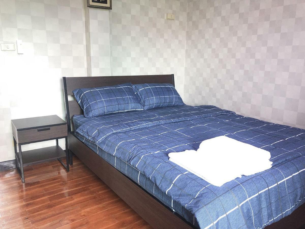 24 Hostel Donmuang Bangkok Esterno foto
